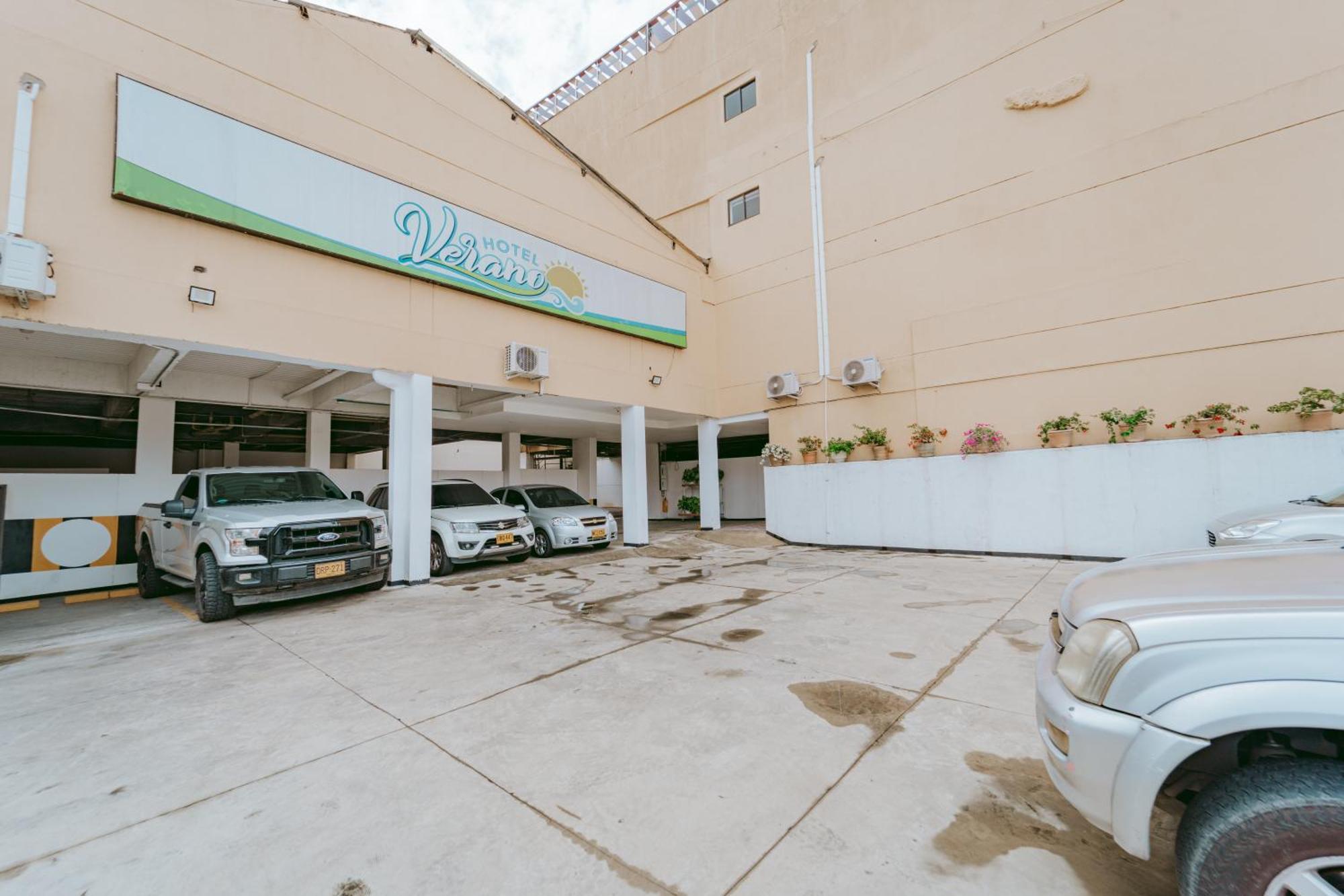 Hotel Verano Ibagué Zewnętrze zdjęcie